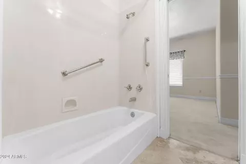 Bath - 4612 E Glade Cir, Mesa, AZ 85206 photo 6 of 6