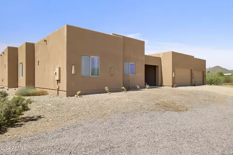 2318 E Carlise Rd, Phoenix, AZ 85086