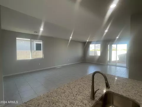 2458 E Boulder Ave, Apache Junction, AZ 85119 photo 6