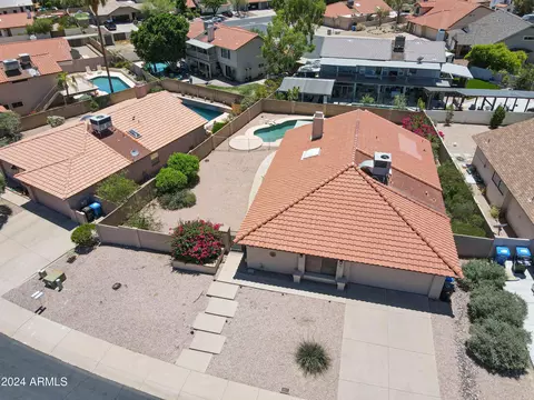 4627 E Carmen St, Phoenix, AZ 85044 photo 2