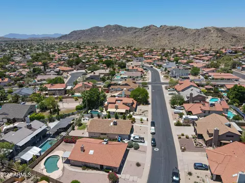 4627 E Carmen St, Phoenix, AZ 85044 photo 4