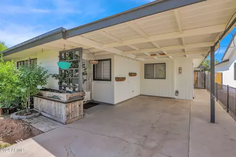 2221 E Whitton Ave, Phoenix, AZ 85016 photo 5