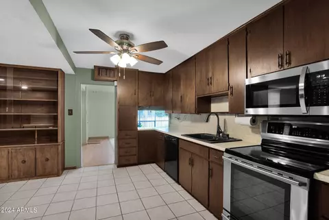 2221 E Whitton Ave, Phoenix, AZ 85016 photo 15
