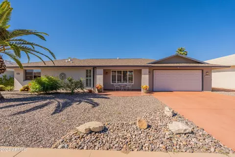 10331 W Concho Cir, Sun City, AZ 85373