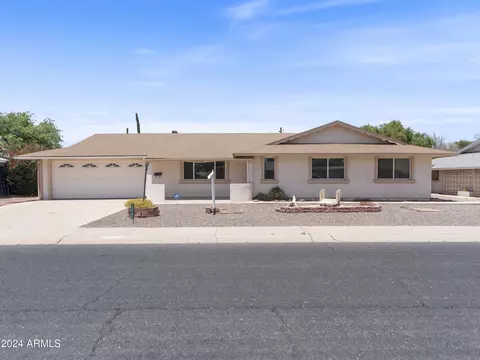 10740 W El Dorado Dr, Sun City, AZ 85351