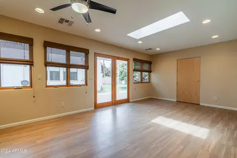325 Encanto Dr, Tempe, AZ 85281 photo 19