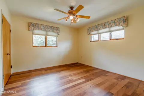 325 Encanto Dr, Tempe, AZ 85281 photo 25