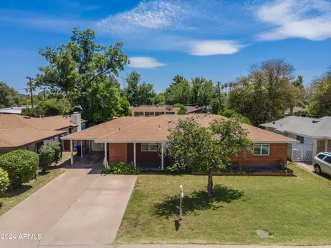 325 Encanto Dr, Tempe, AZ 85281