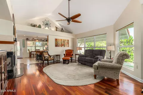 1534 E Commerce Ave, Gilbert, AZ 85234 photo 9