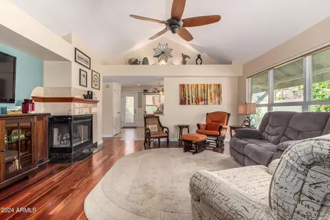 1534 E Commerce Ave, Gilbert, AZ 85234 photo 10