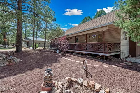 2182 Tewksbury Rd, Overgaard, AZ 85933