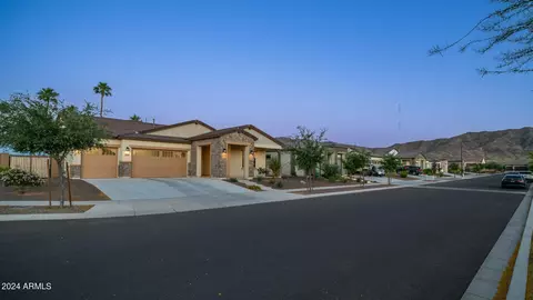 8435 S 22nd Dr, Phoenix, AZ 85041 photo 40