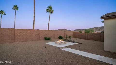 8435 S 22nd Dr, Phoenix, AZ 85041 photo 34