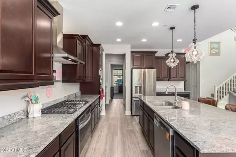 Kitchen - 5344 S Verde --, Mesa, AZ 85212 photo 5 of 7