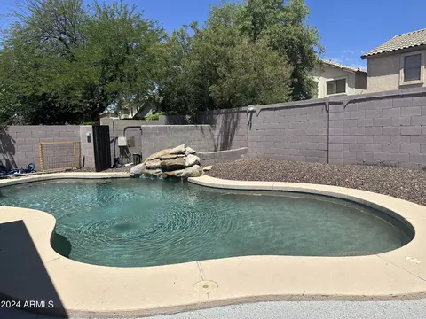 2502 W Bent Tree Dr, Phoenix, AZ 85085 photo 4