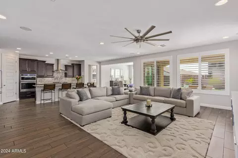 26980 N 70th Ln, Peoria, AZ 85383