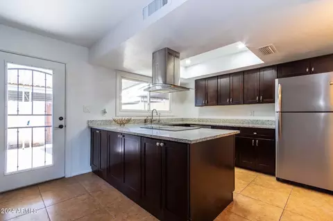 4407 W Solano Dr S, Glendale, AZ 85301