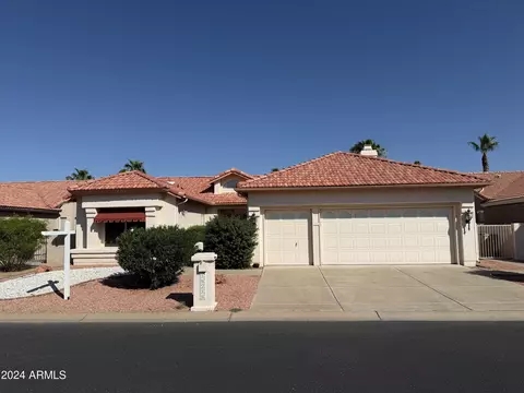 10710 E Voax Dr, Sun Lakes, AZ 85248