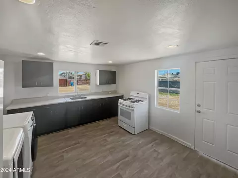 9425 N 11th Ave, Phoenix, AZ 85021 photo 23