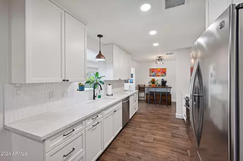 1118 E Manhatton Dr, Tempe, AZ 85282 photo 3