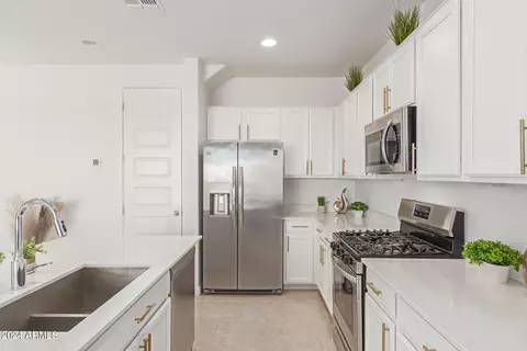 9921 E Tahoe Ave, Mesa, AZ 85212 photo 4