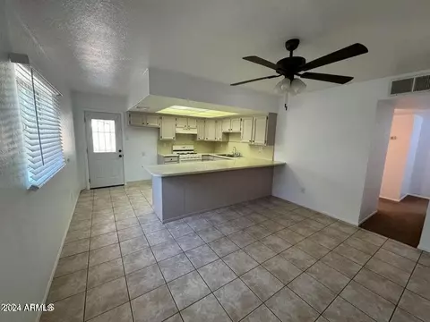7501 N 59th Dr, Glendale, AZ 85301