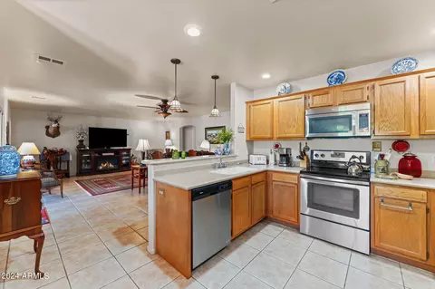 26345 S Kristina Dr, Congress, AZ 85332