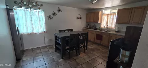 3619 S 9th St, Phoenix, AZ 85040 photo 7