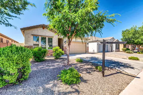4135 E Alamo St, San Tan Valley, AZ 85140