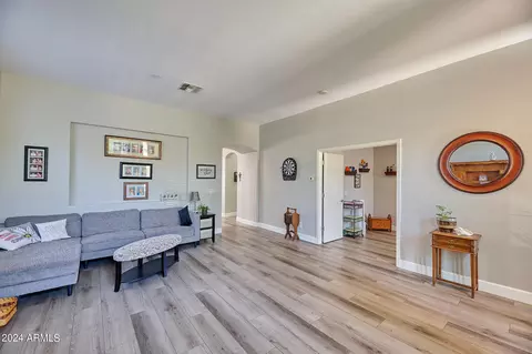 10340 W Cashman Dr, Peoria, AZ 85383