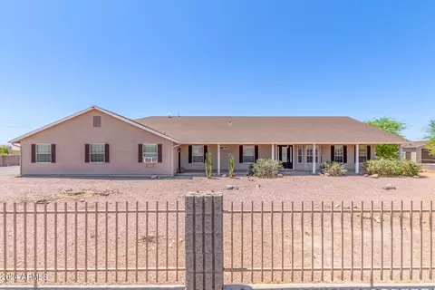 20305 W Peak View Rd, Wittmann, AZ 85361