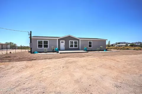 258 S Royal Palm Rd, Apache Junction, AZ 85119