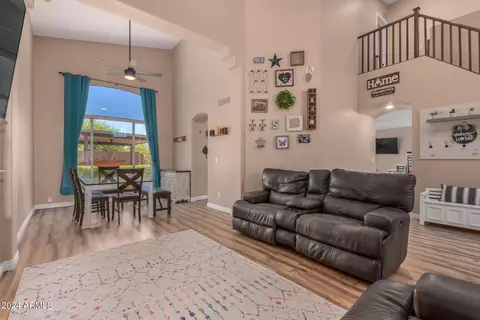 1865 S Buchanan St, Gilbert, AZ 85233 photo 4