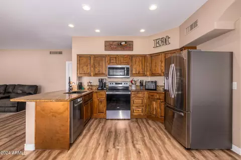 1865 S Buchanan St, Gilbert, AZ 85233 photo 9