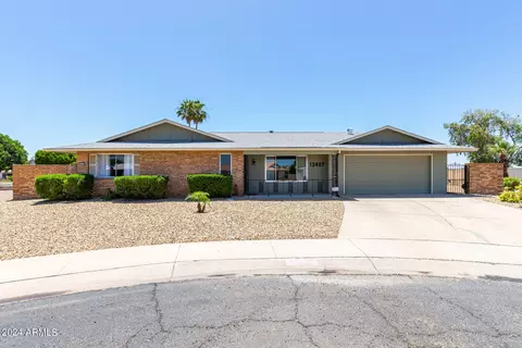 12407 N Banner Ct, Sun City, AZ 85351