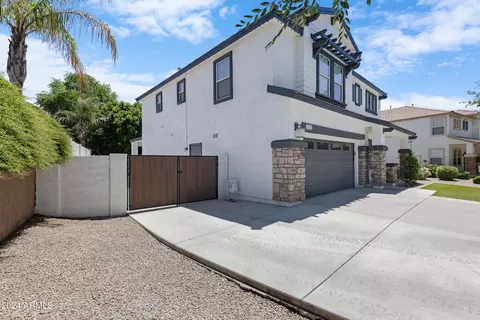 3783 E Washington Ct, Gilbert, AZ 85234 photo 4