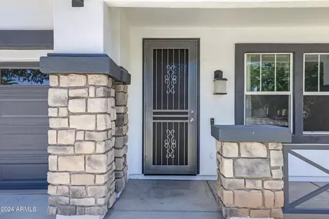 3783 E Washington Ct, Gilbert, AZ 85234 photo 5