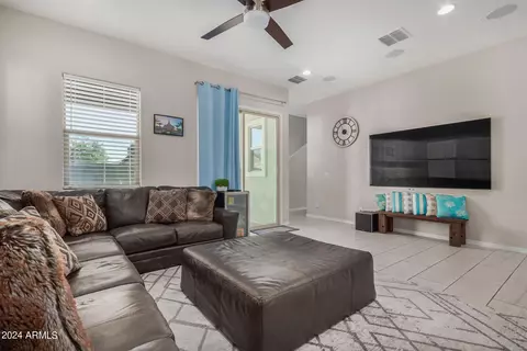 8533 E Osage Ave, Mesa, AZ 85212 photo 4