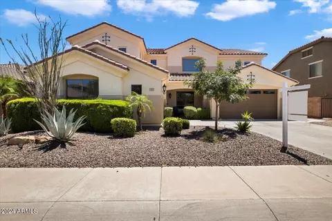 4221 S Newport St, Chandler, AZ 85249