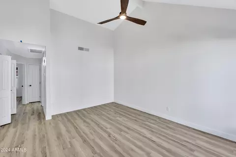 1116 E Kaler Dr, Phoenix, AZ 85020 photo 5