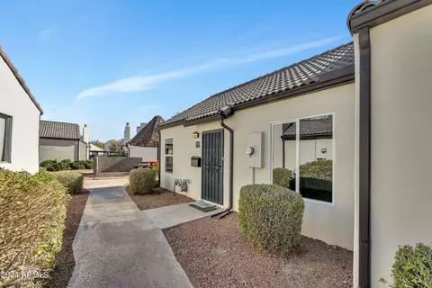 1116 E Kaler Dr, Phoenix, AZ 85020 photo 3