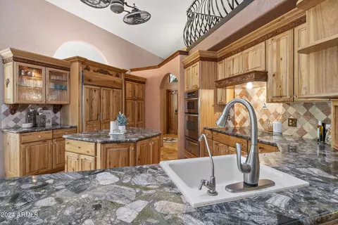 3515 E Suncrest Ct, Phoenix, AZ 85044 photo 7