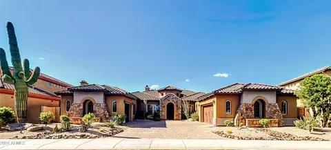 3838 E Tracker Trl, Phoenix, AZ 85050