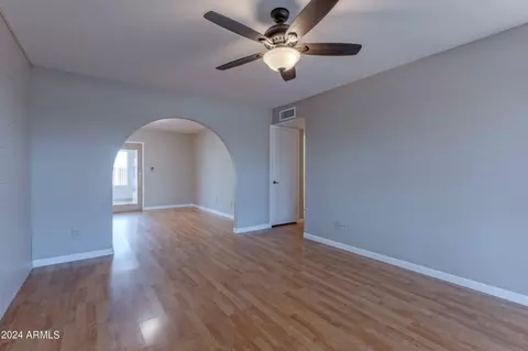 4714 E Vineyard Rd, Phoenix, AZ 85042 photo 6