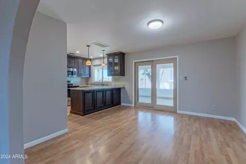 4714 E Vineyard Rd, Phoenix, AZ 85042 photo 8