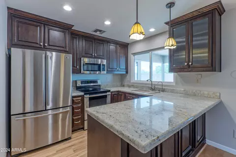 4714 E Vineyard Rd, Phoenix, AZ 85042 photo 10