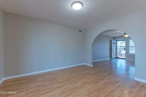 4714 E Vineyard Rd, Phoenix, AZ 85042 photo 7