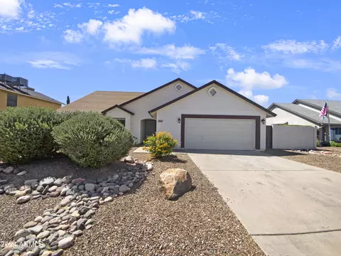 2957 E Laurel St, Mesa, AZ 85213