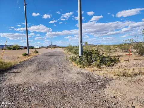 38 W Nnn W Elliot Rd #-, Tonopah, AZ 85354