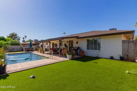 1947 E Pebble Beach Dr, Tempe, AZ 85282 photo 4